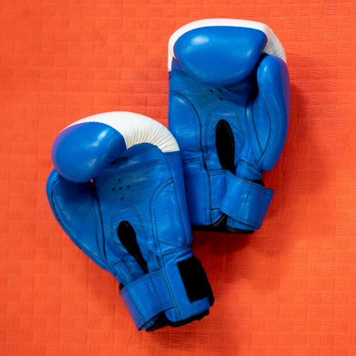 🧤 UrbanGrip Pro Sports Gloves